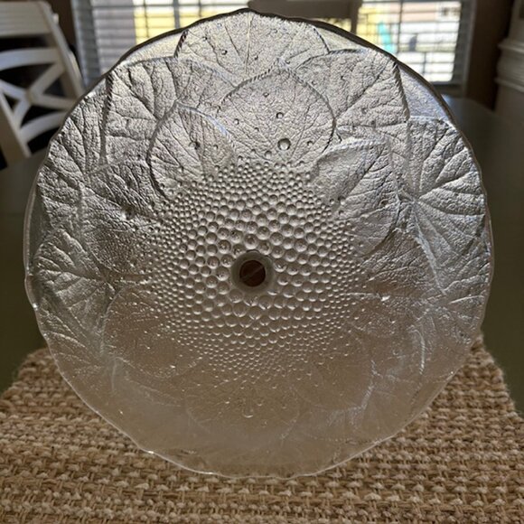 2 Tier Textured Glass Serving Piece Embossed Floral Pattern Vintage Holiday Gift - Picture 7 of 9